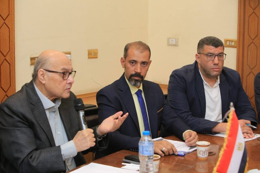 بحضور رئيس حزب الغد: أمانة الإسكندرية تقيم “ندوة التوعية بمجلس الشيوخ” في المقر المركز للحزب بالقاهرة